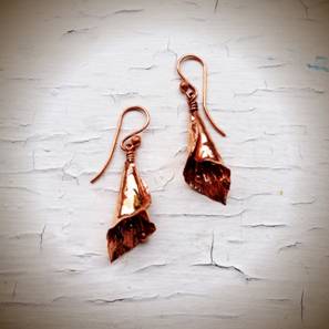 Calla Lily Earrings