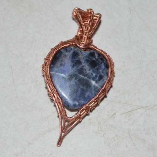 Woven Heart-framed Pendant