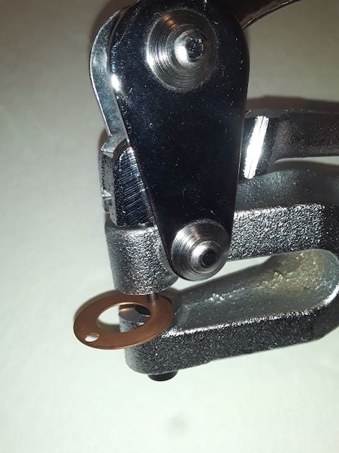 Judy Freyer Thompson's Swinging Copper Washer Necklace - , Contemporary Wire Jewelry, How To Punch Holes, Hole Punching, Punch A Hole, wsinging copper washers