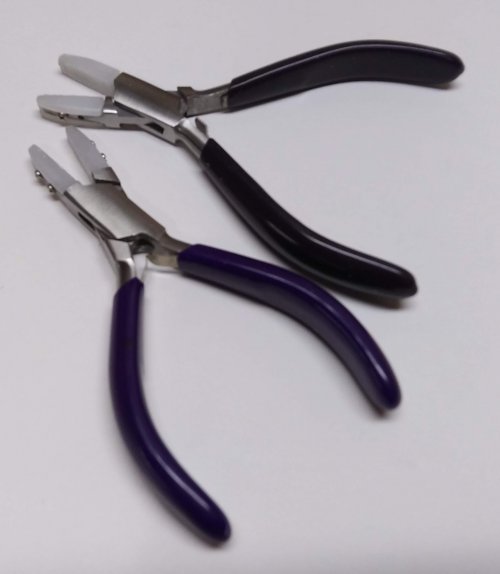 Mini JewelrySupply Mini Nylon Jaw Pliers for Wire Wraping DIY Crafting  Projects