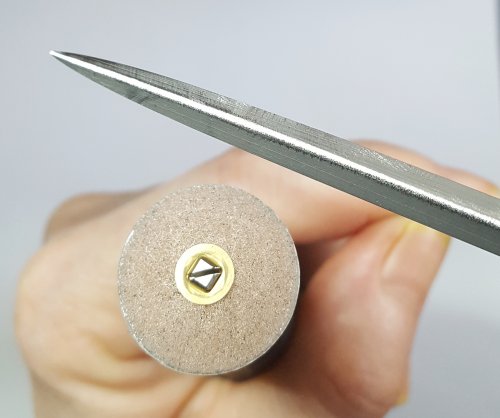 Kylie Jones's Modifying Your Steel Files to Make Them Better Tools - , Tools For Wire Jewelry, Tools, to remove the sharp edge