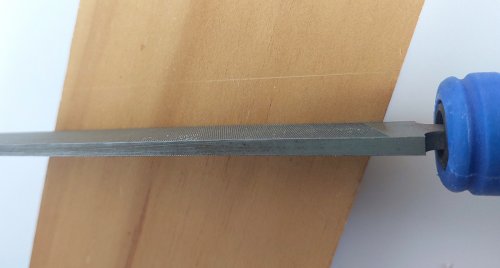 Kylie Jones's Modifying Your Steel Files to Make Them Better Tools - , Tools For Wire Jewelry, Tools, test your safety edge