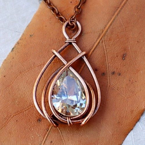 Judy Ellis's Our Most-Loved Jewelry-Making Patterns of 2025 - , Inspiration, , Classic Wire and Stone Pendant