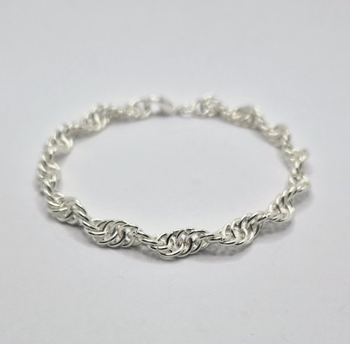 Judy Ellis's Our Most-Loved Jewelry-Making Patterns of 2025 - , Inspiration, , Spiral Chain Maille