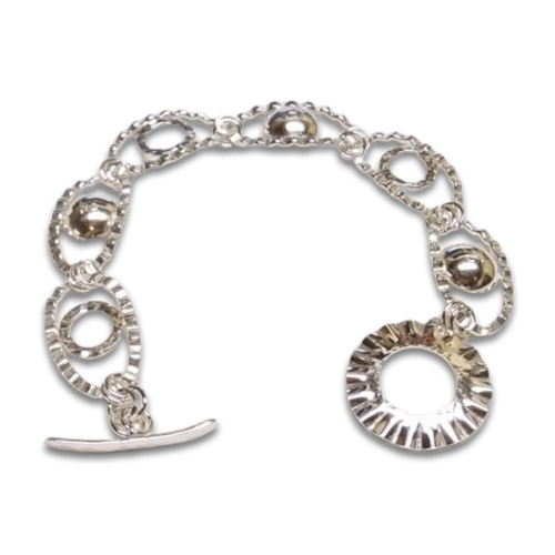 Judy Ellis's Our Most-Loved Jewelry-Making Patterns of 2025 - , Inspiration, , Ripple Bracelet