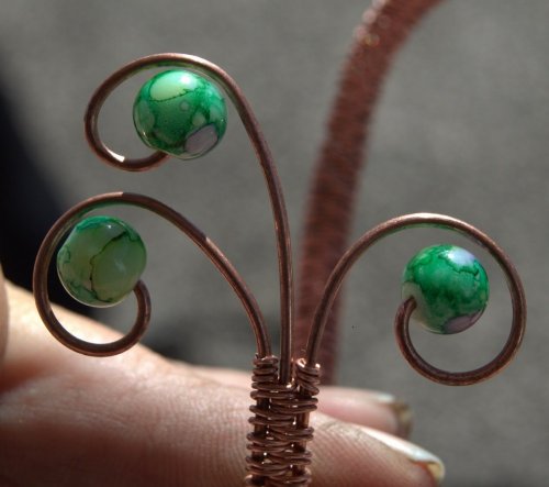 Deborah Kelly's Woven 6-bead Wire Bracelet - , Wire Weaving, Weaving, Wire Weaving, Weaving Wire, Repeat the bending and beading on the other two base wires on the end.