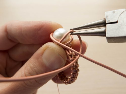 Oksana Truhan's Woven Wire Pearl Ring - , Wire Weaving, Weaving, Wire Weaving, Weaving Wire, Butane Torch, Soldering, Solder, Spiral the lower piece of wire clockwise