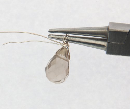 Kylie Jones's Messy Wrap Briolette Earrings - , Contemporary Wire Jewelry, Wire Wrapping, Wrapping, Wire Wrapping Jewelry, holding both ends of wire together bring the ends