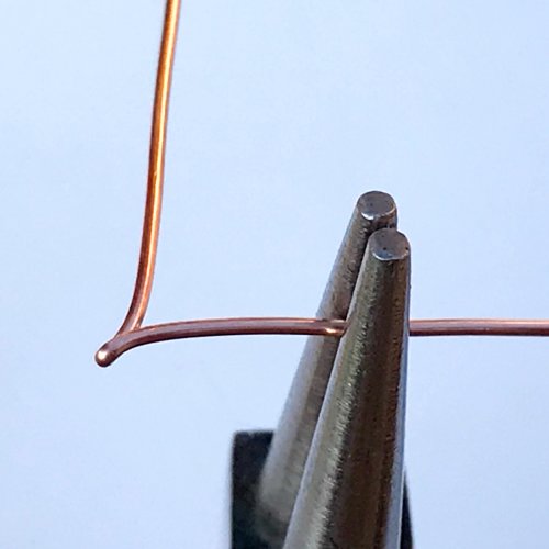 Erika Pal's Wire Heart Ring - , Contemporary Wire Jewelry, Wire Wrapping, Wrapping, Wire Wrapping Jewelry, measure 1cm on the wire end.