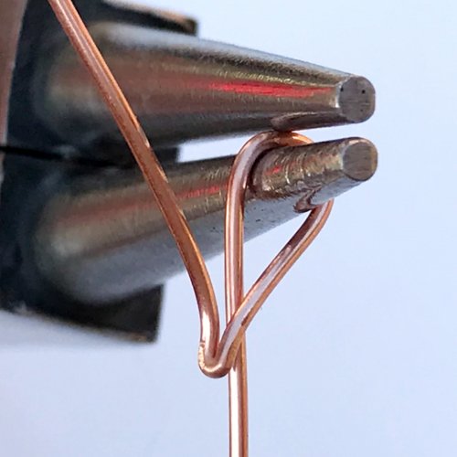 Erika Pal's Wire Heart Ring - , Contemporary Wire Jewelry, Wire Wrapping, Wrapping, Wire Wrapping Jewelry,  bend the wire end inwards