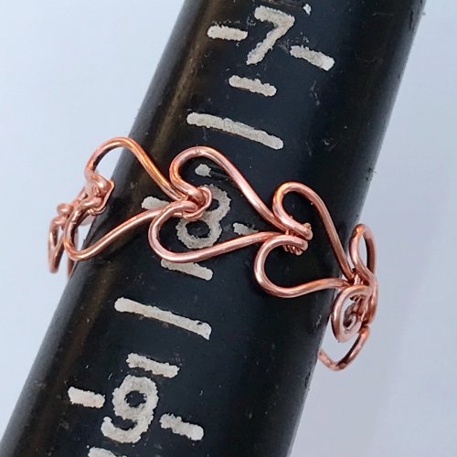 Erika Pal's Wire Heart Ring - , Contemporary Wire Jewelry, Wire Wrapping, Wrapping, Wire Wrapping Jewelry, Now bend both ends of the hearts all around