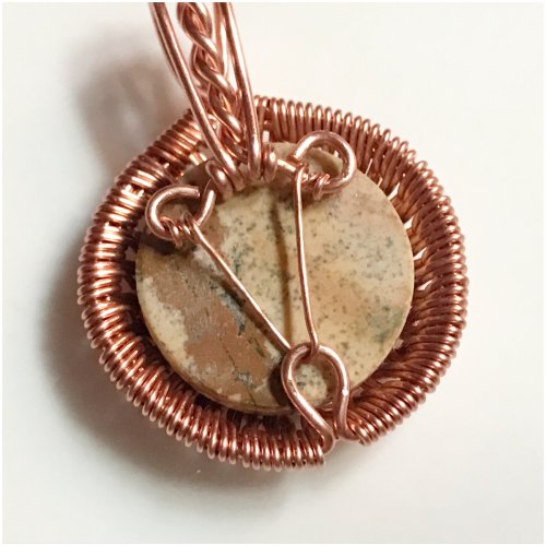 Erika Pal's Loop Bezel Pendant - , Contemporary Wire Jewelry, Findings, Clasps, Components, Loops, Wire Loop, Wrapped Wire Loop, Weaving, Wire Weaving, Weaving Wire, Wrap the weaving wire ends 2 times around these 2 top loops