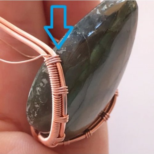 Erika Pal's Serenity Pendant - , Wire Weaving, Weaving, Wire Weaving, Weaving Wire, Repeat the same step on the left side as well.     