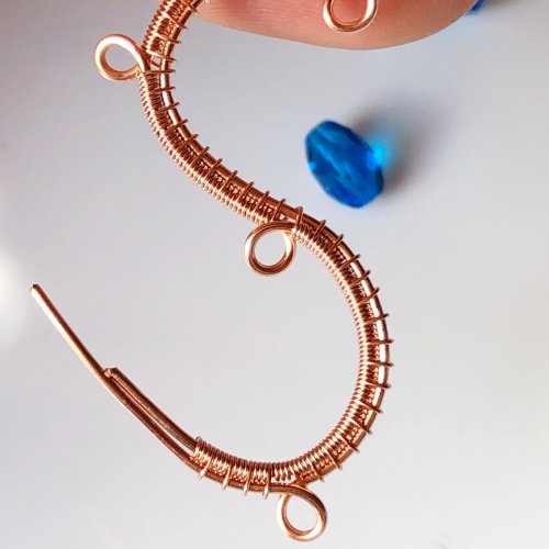 Erika Pal's Brilliant Wave Pendant   Wire Weaving