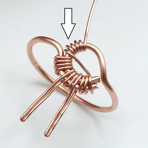 Erika Pal's Captured Gemstone Ring - , Contemporary Wire Jewelry, Wire Wrapping, Wrapping, Wire Wrapping Jewelry, Turn the ring upside down