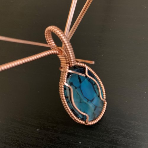 Kendra Austin's Classic Wire Wrapped Cabochon - Finish the Bail, Classic Wire Jewelry, Wire Wrapping, Wrapping, Wire Wrapping Jewelry, Trim the ends of the bail wires