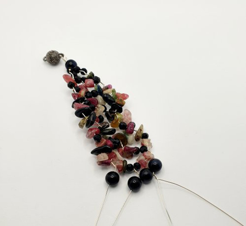 Natalie Patten's Gemstone Chip and Wire Cuff Bracelet - , Contemporary Wire Jewelry, Wire Wrapping, Wrapping, Wire Wrapping Jewelry, Beads, , , repeat through the center of your bracelet