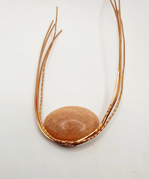 Natalie Patten's Classic Wrap Pumpkin Pendant - , Classic Wire Jewelry, Wire Wrapping, Wrapping, Wire Wrapping Jewelry, Weaving, Wire Weaving, Weaving Wire, Shape all of your wires around the cabochon