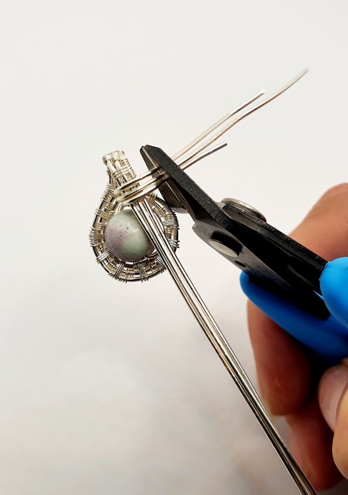 Natalie Patten's Woven Wire Pendant and Earrings Set - , Wire Weaving, Weaving, Wire Weaving, Weaving Wire, Cut off these wires 