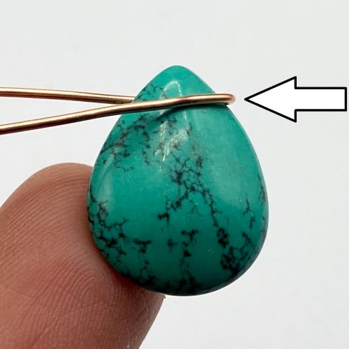 Erika Pal's Graceful Drop Pendant - , Contemporary Wire Jewelry, Coiling, Coiling Wire, Wire Coiling, Wire Wrapping, Wrapping, Wire Wrapping Jewelry, Hold the bead and the base wire tightly between your fingers