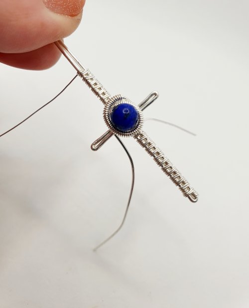 Natalie Patten's Woven Wire Cross Pendant - , Wire Weaving, Weaving, Wire Weaving, Weaving Wire, Bring the ends of the 0.8mm/ 20 gauge wire