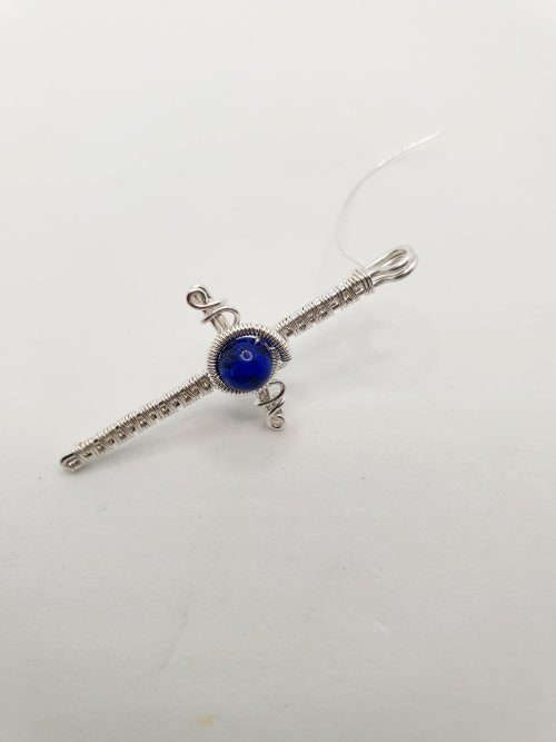 Natalie Patten's Woven Wire Cross Pendant - , Wire Weaving, Weaving, Wire Weaving, Weaving Wire, Use the remaining tail end of the 0.4mm/ 26 gauge weaving wire