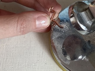 Elizabeth Schultz's Woven Leaf Earrings - , Wire Weaving, Weaving, Wire Weaving, Weaving Wire, lightly hammer the center wire.