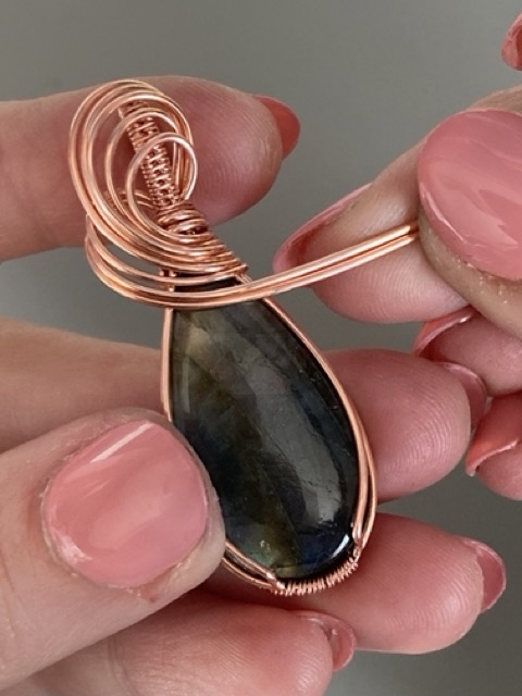 Elizabeth Schultz's Swirly Teardrop Pendant  - , Classic Wire Jewelry, Wire Wrapping, Wrapping, Wire Wrapping Jewelry, Weaving, Wire Weaving, Weaving Wire, bring the remaining wires to the front