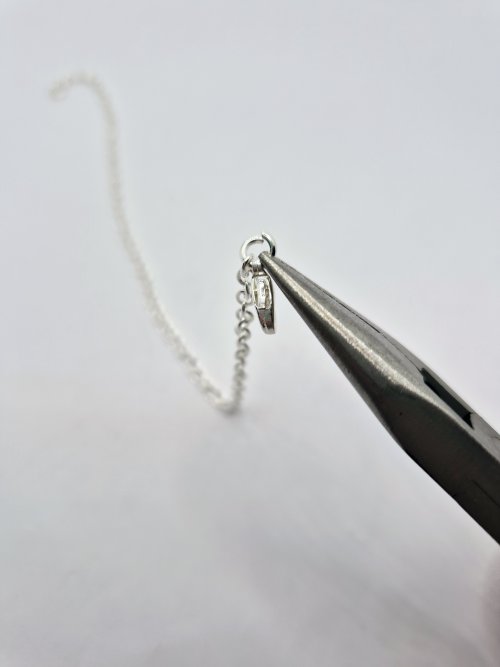 Natalie Patten's Delicate Wire and Chain Bracelet - , Contemporary Wire Jewelry, Making Chain, Chain Making , Beads, cut the chain to the length for a bracelet