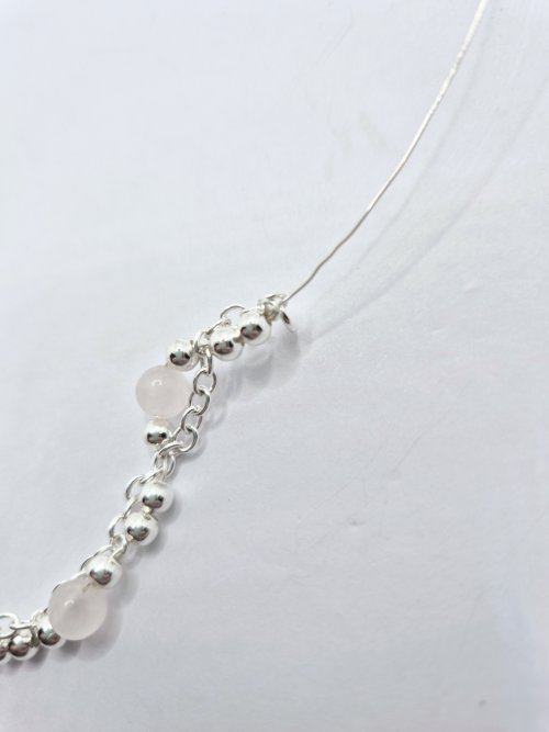 Natalie Patten's Delicate Wire and Chain Bracelet - , Contemporary Wire Jewelry, Making Chain, Chain Making , Beads, bring the wire back through the last link of the chain