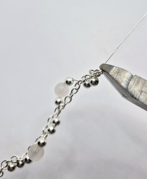 Natalie Patten's Delicate Wire and Chain Bracelet - , Contemporary Wire Jewelry, Making Chain, Chain Making , Beads, trim excess wire