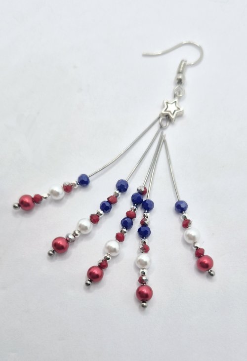 Natalie Patten's Shoot For the Stars Earrings - , Holiday Designs, Loops, Wire Loop, Wrapped Wire Loop, Design, Beads, Now add the crystals and beads onto the pins