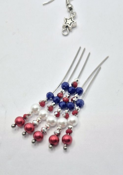 Natalie Patten's Shoot For the Stars Earrings - , Holiday Designs, Loops, Wire Loop, Wrapped Wire Loop, Design, Beads,  make them shorter in length