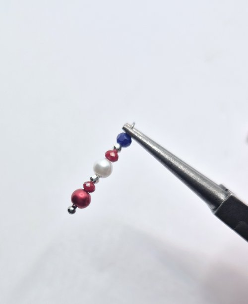 Natalie Patten's Shoot For the Stars Earrings - , Holiday Designs, Loops, Wire Loop, Wrapped Wire Loop, Design, Beads, Turn the pin into a loop