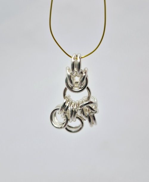 Natalie Patten's Byzantine Diamond Chainmaille - , Chain Maille Jewelry, Chain Maille, chain mail, chainmaille, chainmail, , Attach another two medium jumprings