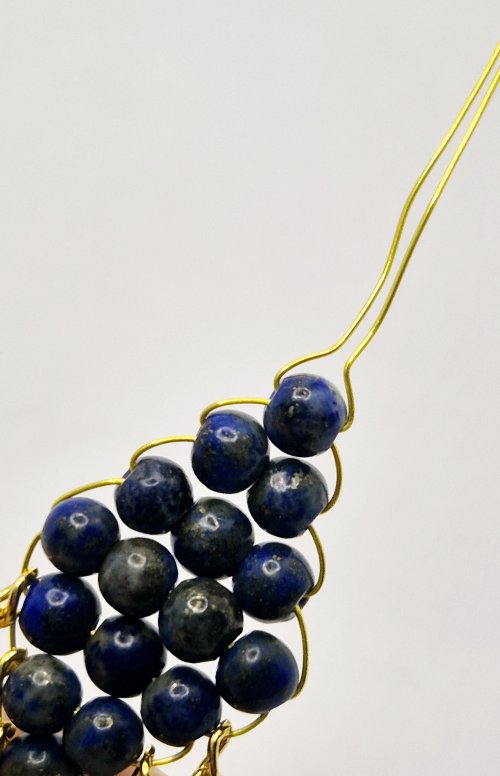 Natalie Patten's Chain Tassel Earrings - , Contemporary Wire Jewelry, Wire Wrapping, Wrapping, Wire Wrapping Jewelry, Weaving, Wire Weaving, Weaving Wire, Beads, Pinch the wires 