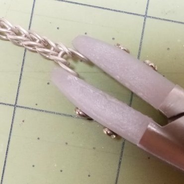 Judy Larson's Double Foxtail Chain - , Wire Jewelry Design, Making Chain, Chain Making , Loops, Wire Loop, Wrapped Wire Loop, using nylon jaw pliers