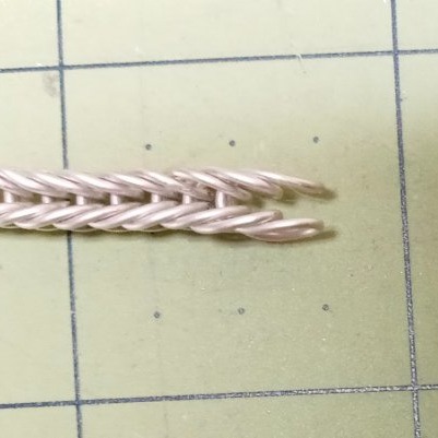 Judy Larson's Double Foxtail Chain - , Wire Jewelry Design, Making Chain, Chain Making , Loops, Wire Loop, Wrapped Wire Loop, use flat nose pliers to press them together