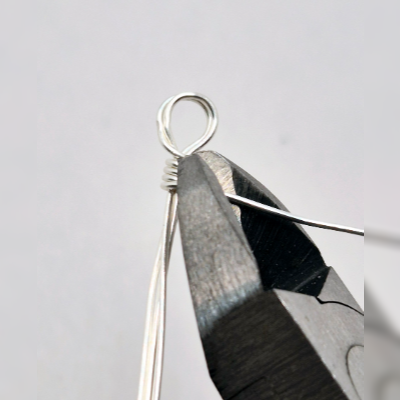 Natalie Patten's Braided Bracelet - , Contemporary Wire Jewelry, Loops, Wire Loop, Wrapped Wire Loop, , Trim the excess wire from the loop