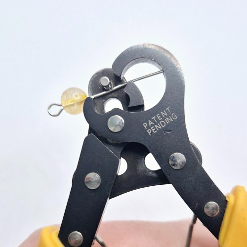 Natalie Patten's Fall Into Chainmaille - , Chain Maille Jewelry, Loops, Wire Loop, Wrapped Wire Loop, Beads, Chain Maille, chain mail, chainmaille, chainmail, , Simply cut the wire to length