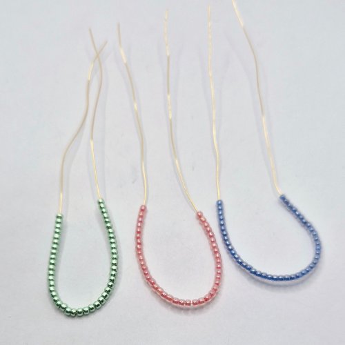 Natalie Patten's Twisted Seedbead Earrings - , Contemporary Wire Jewelry, Loops, Wire Loop, Wrapped Wire Loop, Beads, , , Bend each wire into a curve