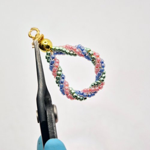 Natalie Patten's Twisted Seedbead Earrings - , Contemporary Wire Jewelry, Loops, Wire Loop, Wrapped Wire Loop, Beads, , , Wrap the twisted wires