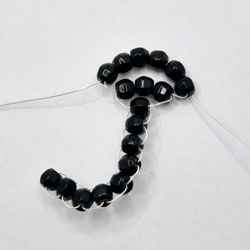 Natalie Patten's The Purrfect Feline Pendant - , Contemporary Wire Jewelry, Loops, Wire Loop, Wrapped Wire Loop, Weaving, Wire Weaving, Weaving Wire, Beads, Gently shape the beads into position