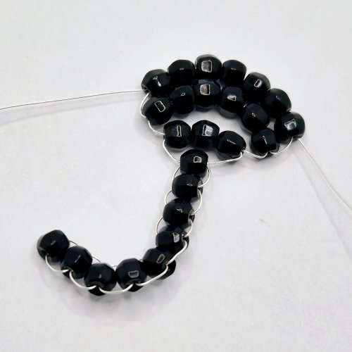 Natalie Patten's The Purrfect Feline Pendant - , Contemporary Wire Jewelry, Loops, Wire Loop, Wrapped Wire Loop, Weaving, Wire Weaving, Weaving Wire, Beads,  add seven beads to one side of the wire