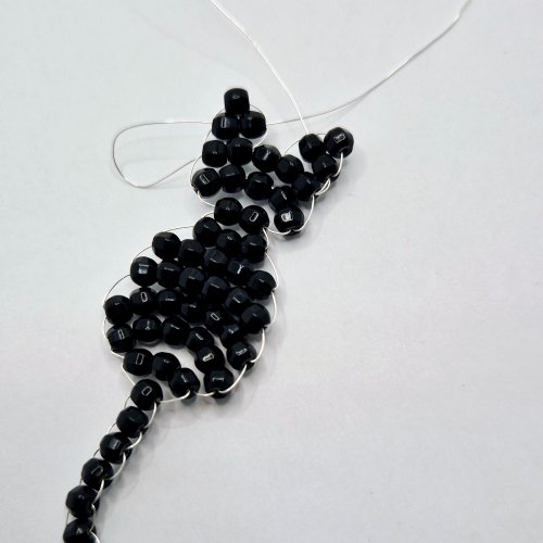 Natalie Patten's The Purrfect Feline Pendant - , Contemporary Wire Jewelry, Loops, Wire Loop, Wrapped Wire Loop, Weaving, Wire Weaving, Weaving Wire, Beads, Bring each wire through the two beads