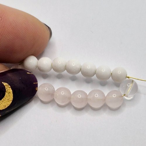 Natalie Patten's Beaded Festive Angel - , Holiday Designs, Lashing, Wire Lashing, Wire Wrapping, Wrapping, Wire Wrapping Jewelry, Beads, Gently press the beads together