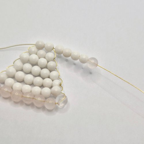 Natalie Patten's Beaded Festive Angel - , Holiday Designs, Lashing, Wire Lashing, Wire Wrapping, Wrapping, Wire Wrapping Jewelry, Beads, Add four beads of colour B