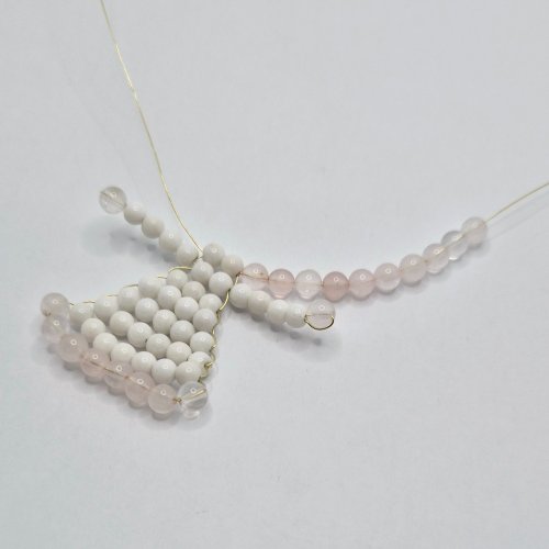 Natalie Patten's Beaded Festive Angel - , Holiday Designs, Lashing, Wire Lashing, Wire Wrapping, Wrapping, Wire Wrapping Jewelry, Beads, Start forming the wing 