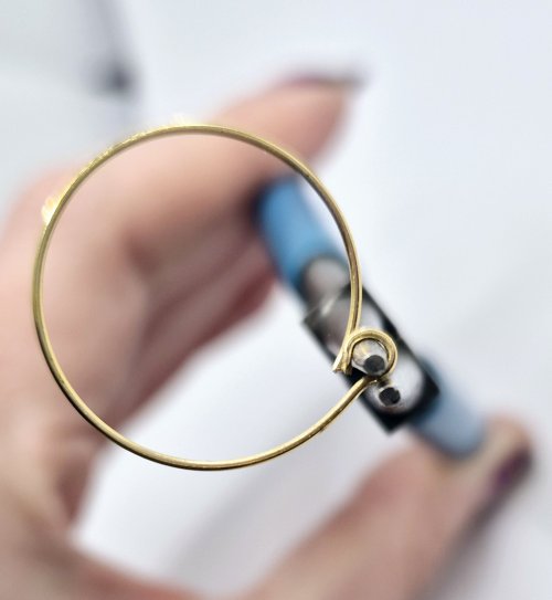 Natalie Patten's Festive Glass Charms - , Hair Accessories, Zipper Pulls, Christmas Ornaments, Loops, Wire Loop, Wrapped Wire Loop, Memory wire, Tilt the loop with pliers