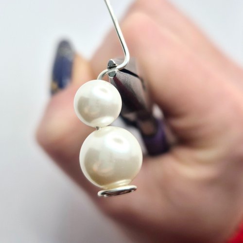 Natalie Patten's Wire Snowmen - , Holiday Designs, Coiling, Coiling Wire, Wire Coiling, Wire Wrapping, Wrapping, Wire Wrapping Jewelry, Bend the wire upward    